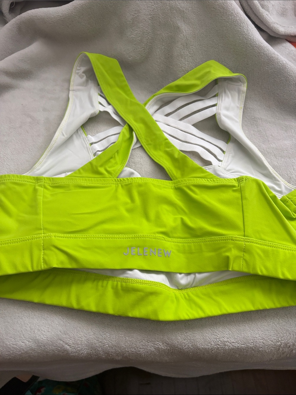 Neon green Cross-Back Sports Bra for Women